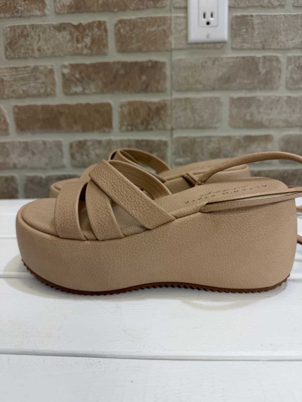 Altar’d State Women’s Nude Platform Ankle Wrap Sandals Size 6 Graduation Summer - Picture 4 of 11